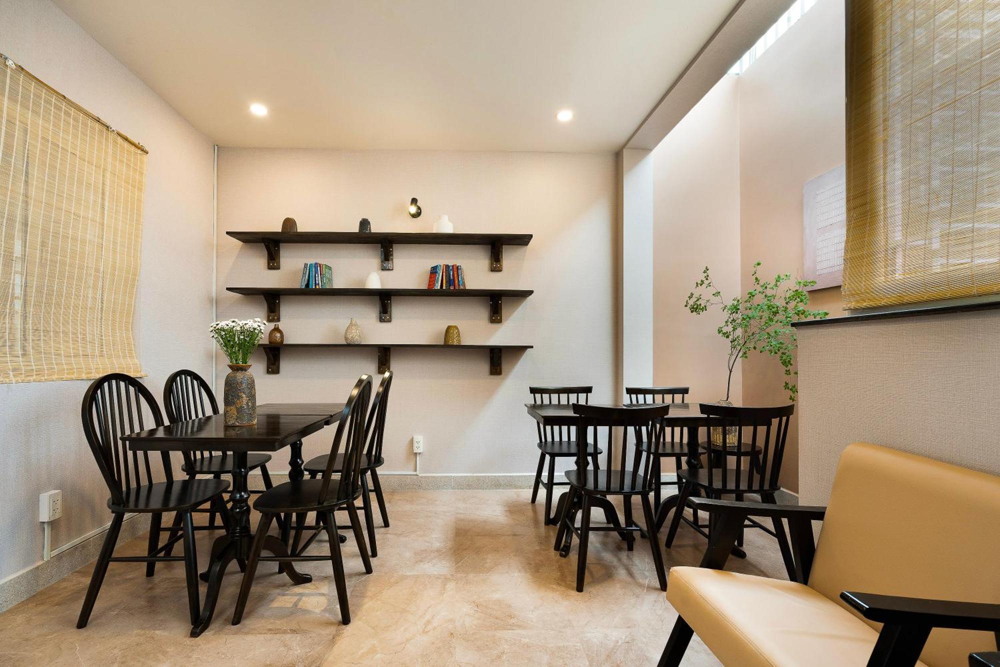 Hemtouch House Hotel Ho Chi Minh City Bagian luar foto