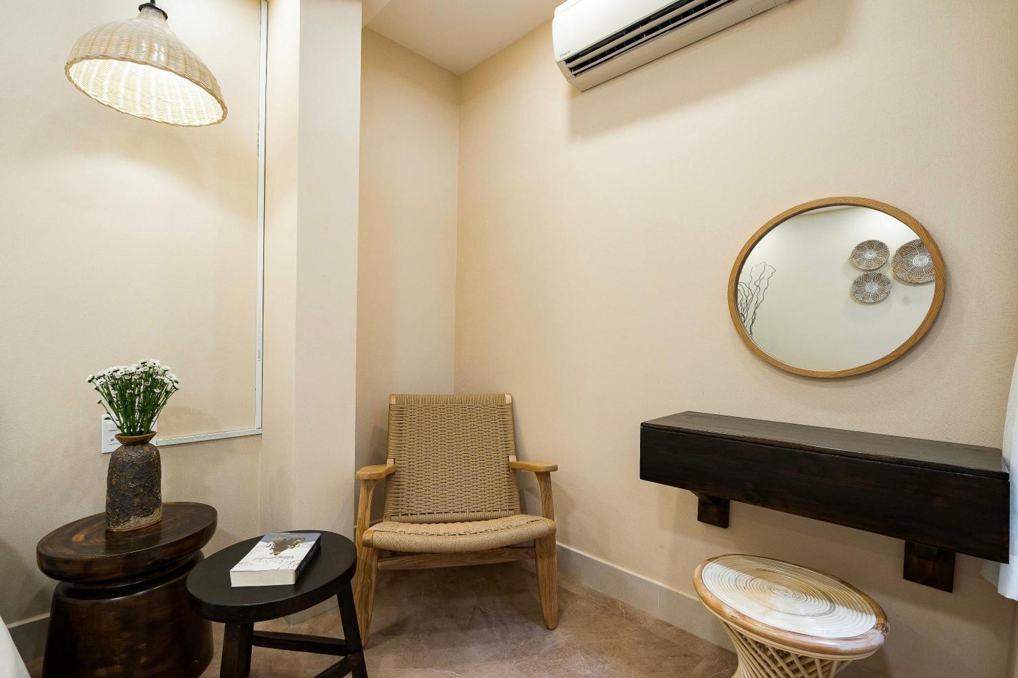 Hemtouch House Hotel Ho Chi Minh City Bagian luar foto