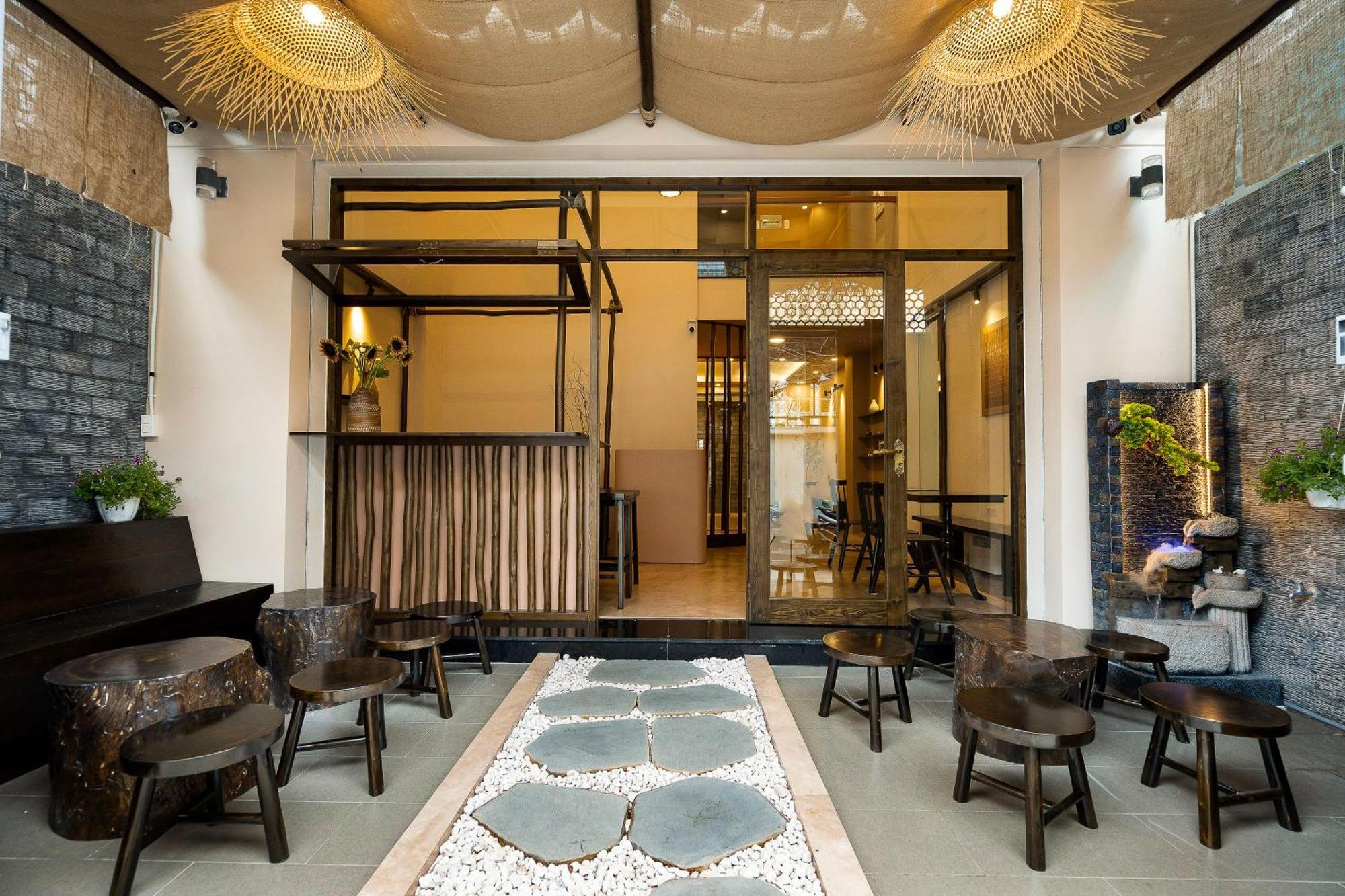 Hemtouch House Hotel Ho Chi Minh City Bagian luar foto