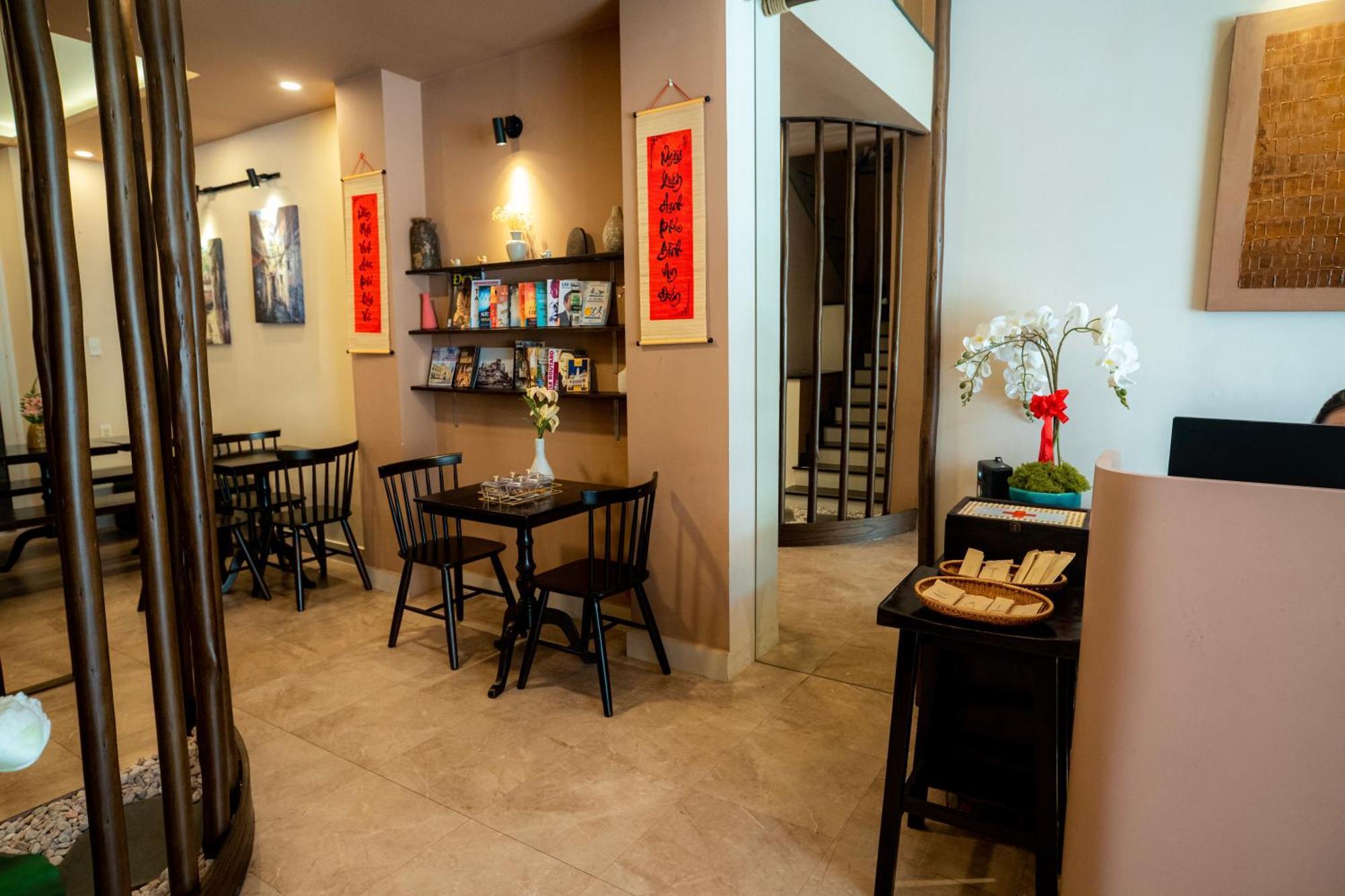 Hemtouch House Hotel Ho Chi Minh City Bagian luar foto